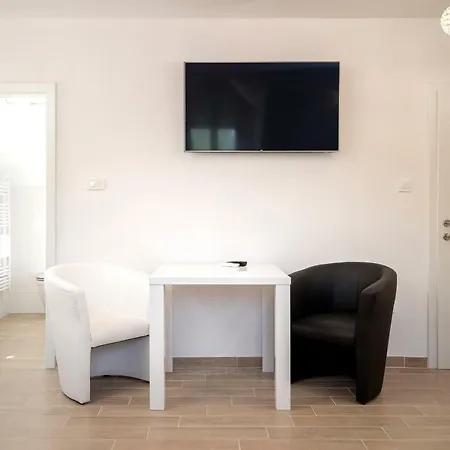 アパート Velada Center