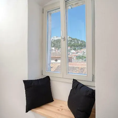 アパート Velada Center フヴァル