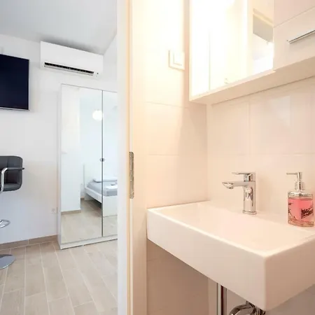 아파트 Velada Center