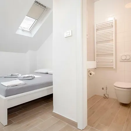 アパート Velada Center