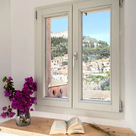 Velada Center * 흐바르