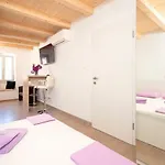 Velada Center חוואר