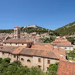 Velada Center *